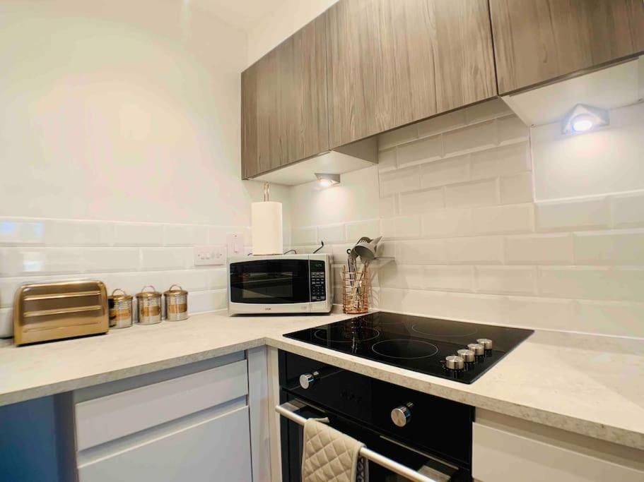 Lovely Central Bournemouth Flat 10 Minute To Beach Lejlighed Eksteriør billede
